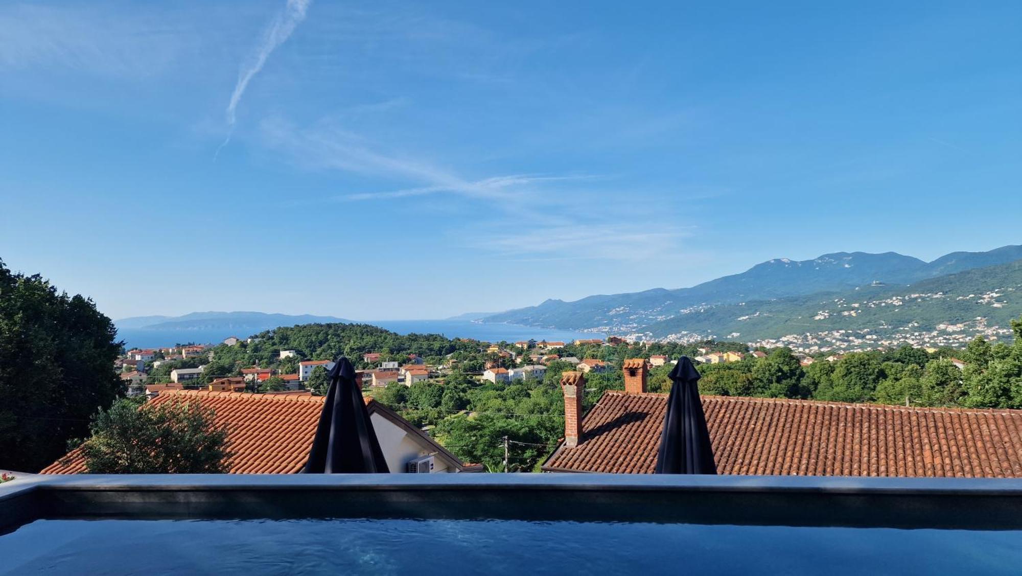 Srok Apartments With Pool Кастав Екстер'єр фото