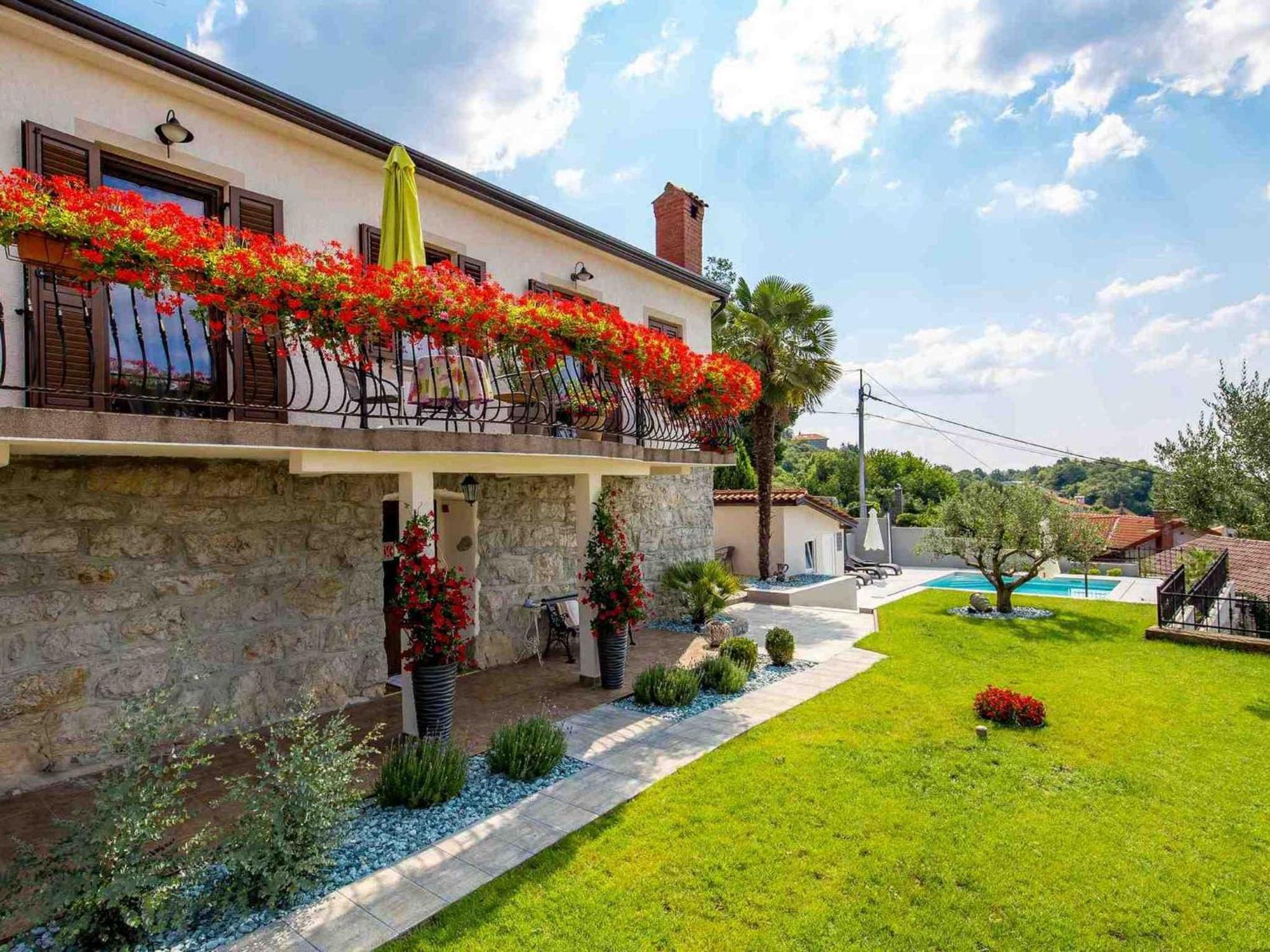 Srok Apartments With Pool Кастав Номер фото